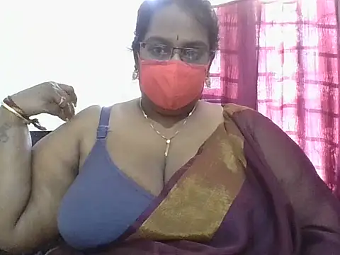 hootypriya online show from March 12, 11:25 am