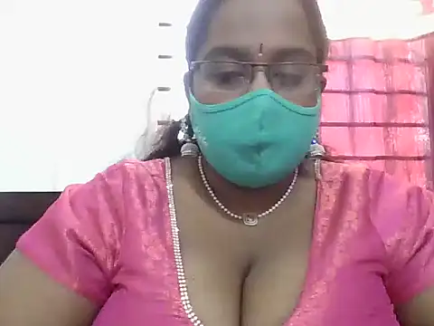 hootypriya online show from February 4, 12:11 pm