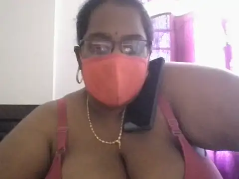 hootypriya online show from April 8, 6:37 am