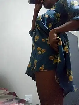 Mommy Sienna online show from November 10, 4:56 pm