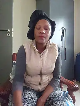Mommy Sienna online show from May 18, 2:44 pm
