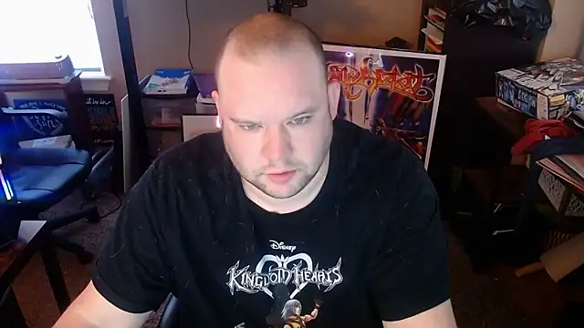 MegaChip online show from December 4, 8:19 pm