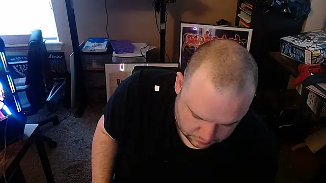 MegaChip online show from December 5, 9:01 pm