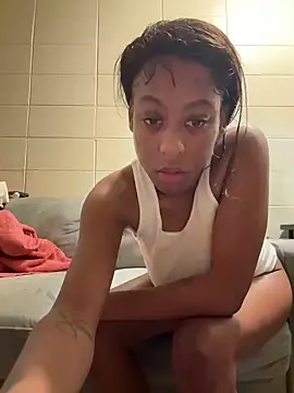 Snapshot of softgirlmedusa chatting on November 4, 11:36 am softgirlmedusa online show from November 4, 11:36 am