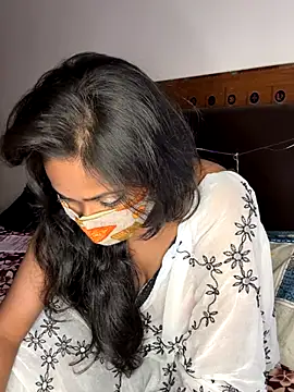 Desiqueen2 online show from November 7, 6:12 pm