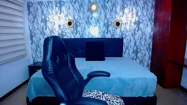 Snapshot of BeatrizSchmidt chatting on December 17, 11:04 am BeatrizSchmidt online show from December 17, 11:04 am