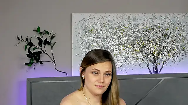 Snapshot of AnabeleBliss chatting on June 7, 11:26 am AnabeleBliss online show from June 7, 11:26 am
