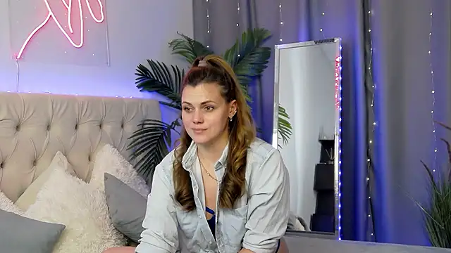 Snapshot of AnabeleBliss chatting on January 15, 3:15 pm AnabeleBliss online show from January 15, 3:15 pm