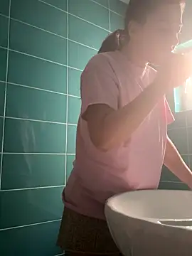 EdaQueen online show from November 18, 7:11 am