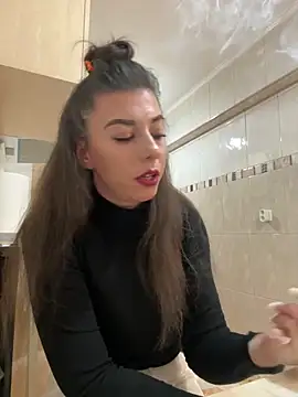 EdaQueen online show from December 15, 4:24 pm