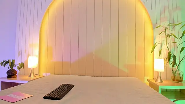 Snapshot of ManuRivera_ chatting on November 5, 11:57 am ManuRivera online show from November 5, 11:57 am