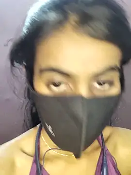 Snapshot of Thaper_Meera2 chatting on May 12, 7:31 pm Thaper Meera2 online show from May 12, 7:31 pm