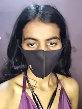 Snapshot of Thaper_Meera2 chatting on May 17, 2:11 am Thaper Meera2 online show from May 17, 2:11 am