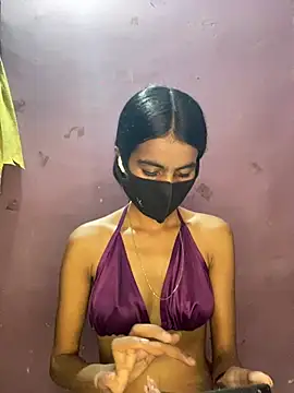 Snapshot of Thaper_Meera2 chatting on May 27, 3:08 pm Thaper Meera2 online show from May 27, 3:08 pm