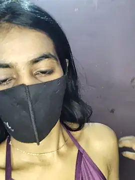 Snapshot of Thaper_Meera2 chatting on May 14, 1:24 am Thaper Meera2 online show from May 14, 1:24 am