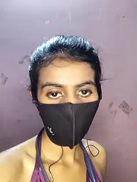 Snapshot of Thaper_Meera2 chatting on May 3, 8:52 am Thaper Meera2 online show from May 3, 8:52 am