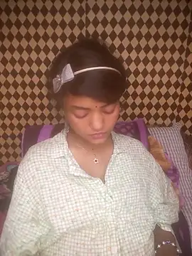 Freakingromance online show from April 15, 1:37 pm