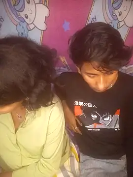 Snapshot of Freakingromance chatting on February 13, 7:41 am Freakingromance online show from February 13, 7:41 am