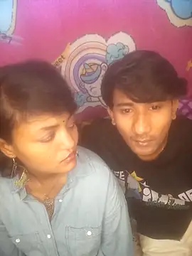 Snapshot of Freakingromance chatting on February 20, 10:28 am Freakingromance online show from February 20, 10:28 am