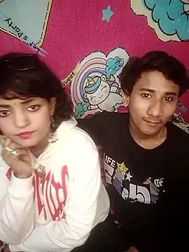 Snapshot of Freakingromance chatting on February 21, 3:47 pm Freakingromance online show from February 21, 3:47 pm