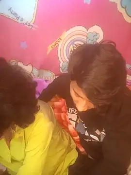 Snapshot of Freakingromance chatting on February 23, 8:48 am Freakingromance online show from February 23, 8:48 am