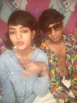 Snapshot of Freakingromance chatting on February 6, 8:49 pm Freakingromance online show from February 6, 8:49 pm