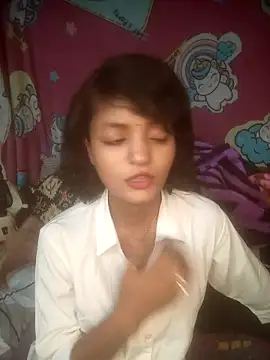 Snapshot of Freakingromance chatting on February 24, 11:49 pm Freakingromance online show from February 24, 11:49 pm