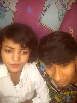 Snapshot of Freakingromance chatting on February 6, 8:43 am Freakingromance online show from February 6, 8:43 am