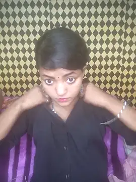 Freakingromance online show from April 4, 2:01 pm