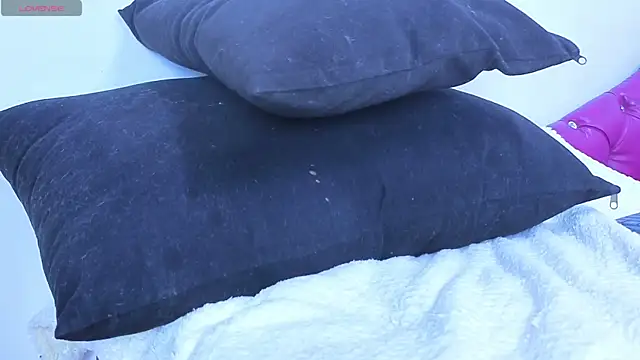 Julieta horney online show from November 6, 2:54 pm