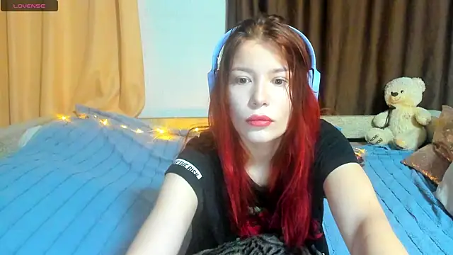 Eva purrr  online show from January 10, 1:12 am