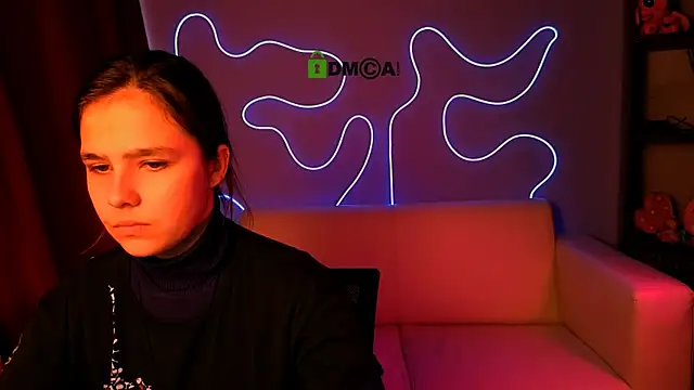 kelly may1 online show from November 10, 12:21 pm