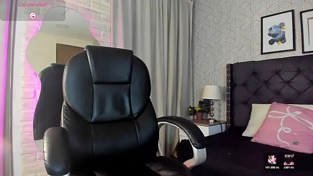 valentina  desire online show from May 9, 11:46 am