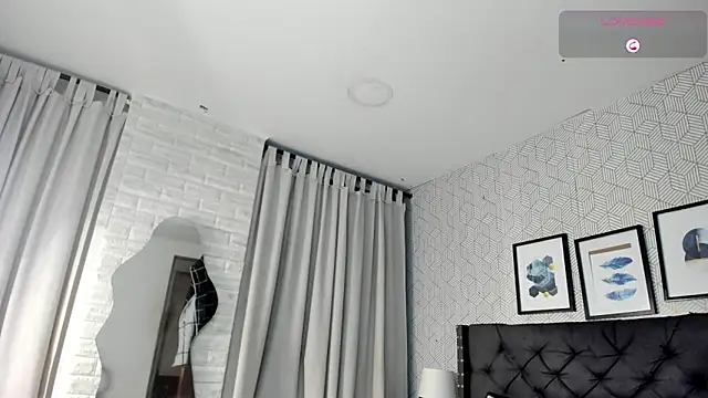 valentina  desire online show from March 28, 12:28 pm