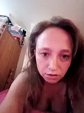 HotMommaCR online show from November 4, 1:15 pm