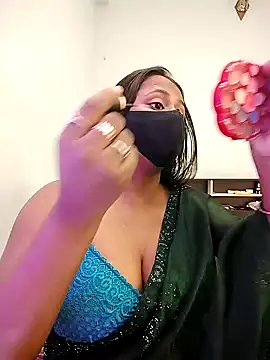 LoveLy-Soneya online show from December 17, 11:37 am