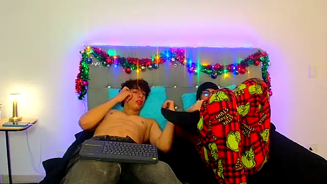 chris evans27 online show from December 23, 12:54 am