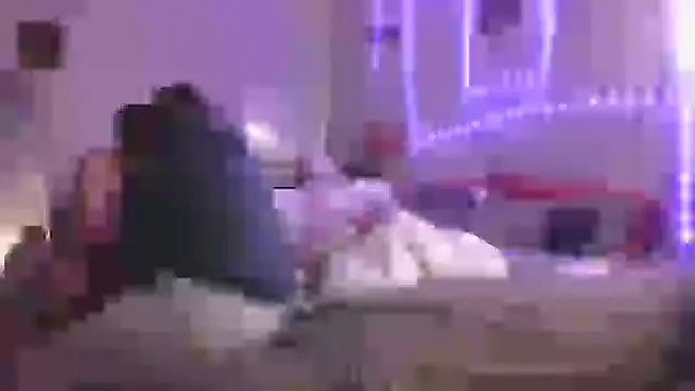 Redriddinghood8 online show from December 19, 8:06 am