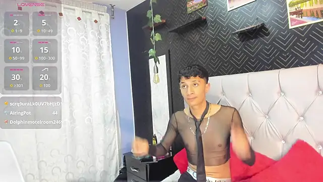 Elian Julian online show from November 12, 12:15 am