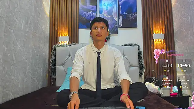 Elian Julian online show from November 24, 9:59 pm