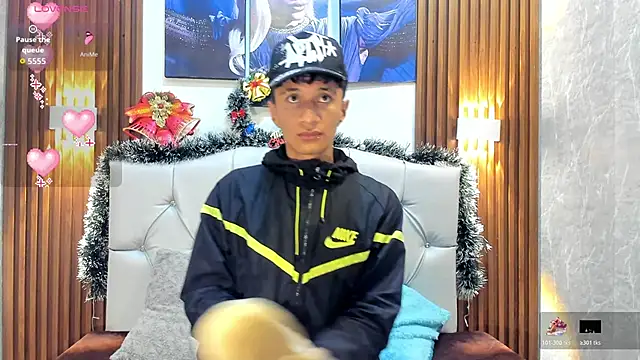 Elian Julian online show from November 21, 12:31 am