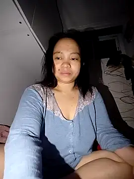 MyAssyWantsYou online show from April 7, 10:44 pm