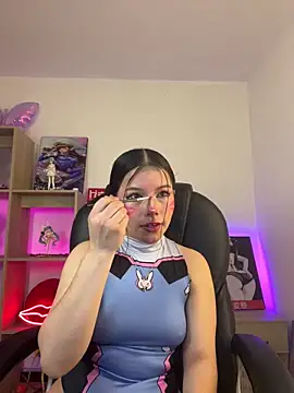 violettabond online show from January 14, 12:42 pm