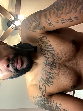 tallhandsome7ft online show from November 30, 6:52 pm