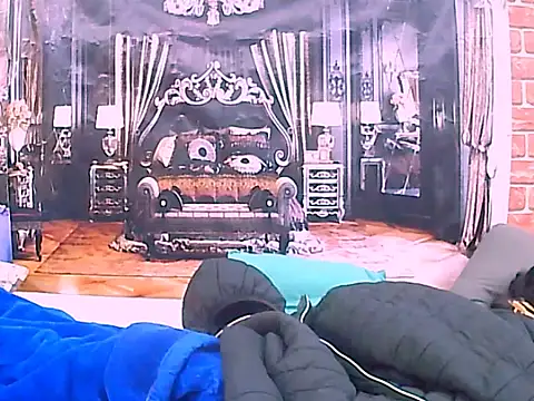 Snapshot of EbonyCurvy4u chatting on November 7, 5:39 pm EbonyCurvy4u online show from November 7, 5:39 pm