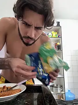 guipariss online show from November 13, 3:38 pm