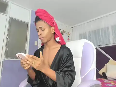 Santy bigcock 01 online show from November 12, 12:53 pm