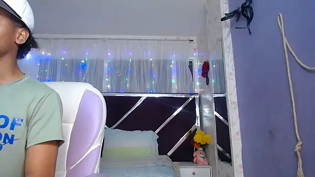 Santy bigcock 01 online show from April 20, 2:07 pm