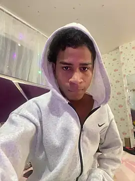 Santy bigcock 01 online show from May 26, 12:36 pm