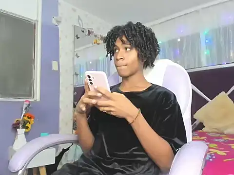 Santy bigcock 01 online show from January 13, 4:33 pm